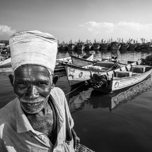 PHOTOS: The precarious life of fisherfolk | WNYC