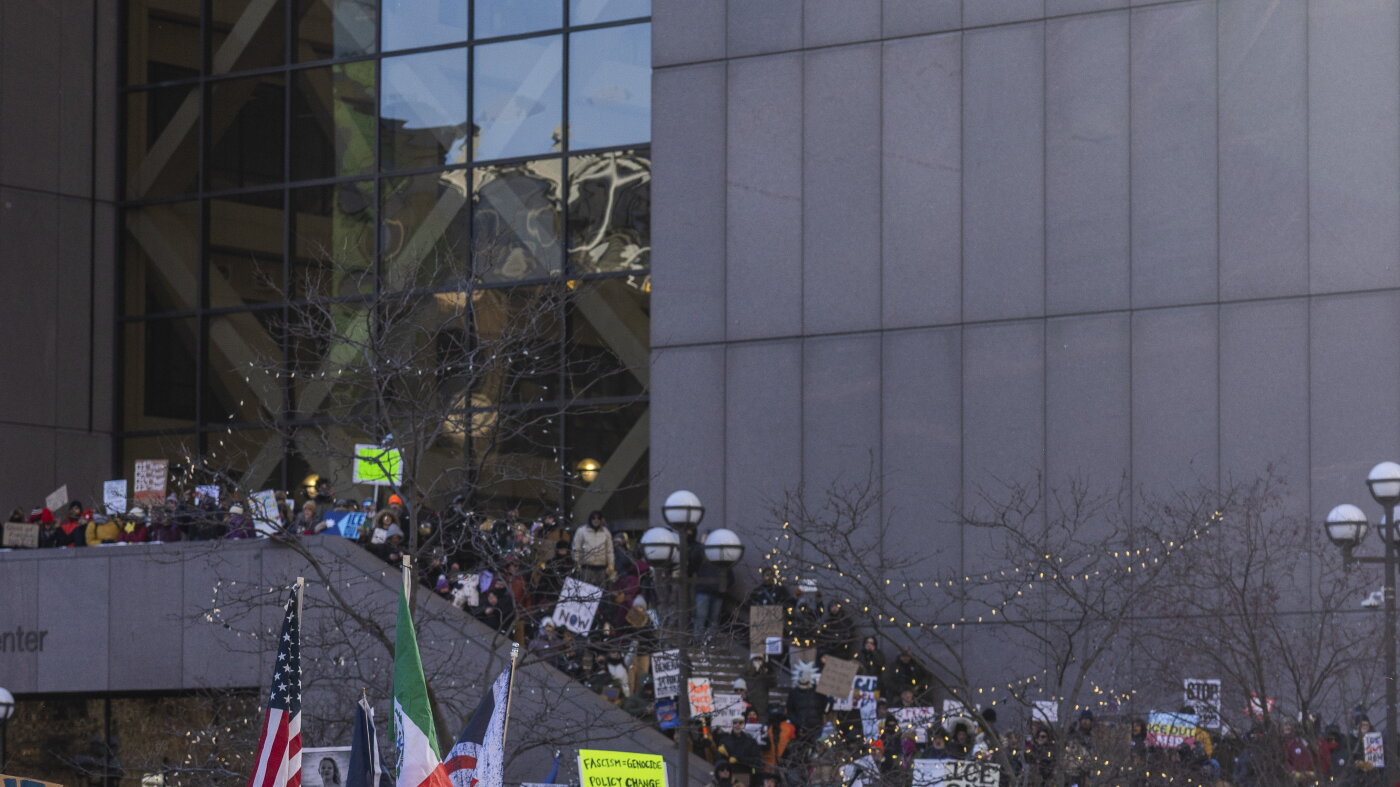 Photos: Thousands once again protest ICE in Minneapolis and across the ...