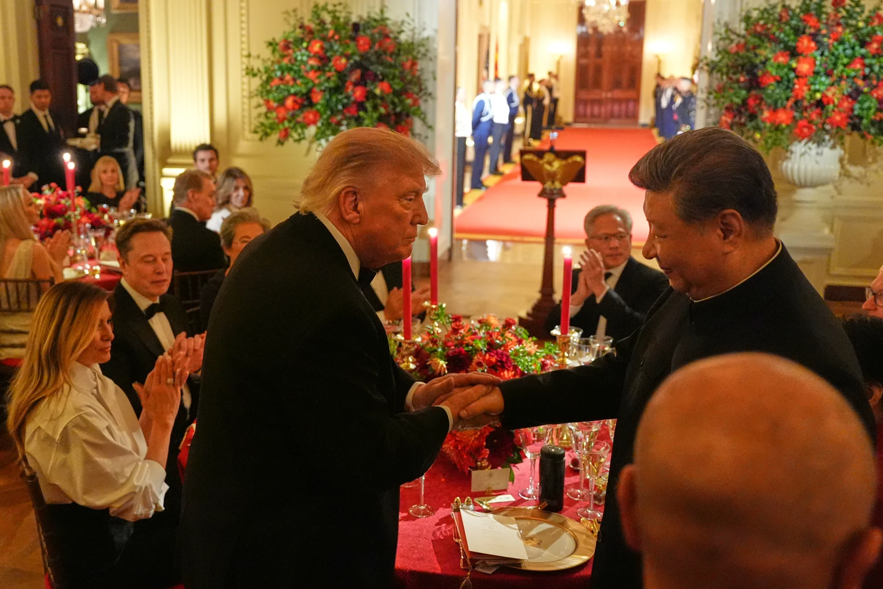 Trump pitches his new ballroom