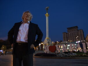 American lawyer Stephen Humphreys is representing Kuvshynova's parents in their lawsuit against Fox News. He is seen in Kyiv, Ukraine, in 2024.