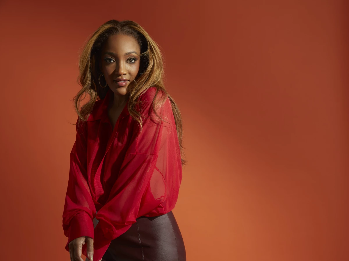 'Make It Me' sounds like Mickey Guyton's roséwave playlist come to life
