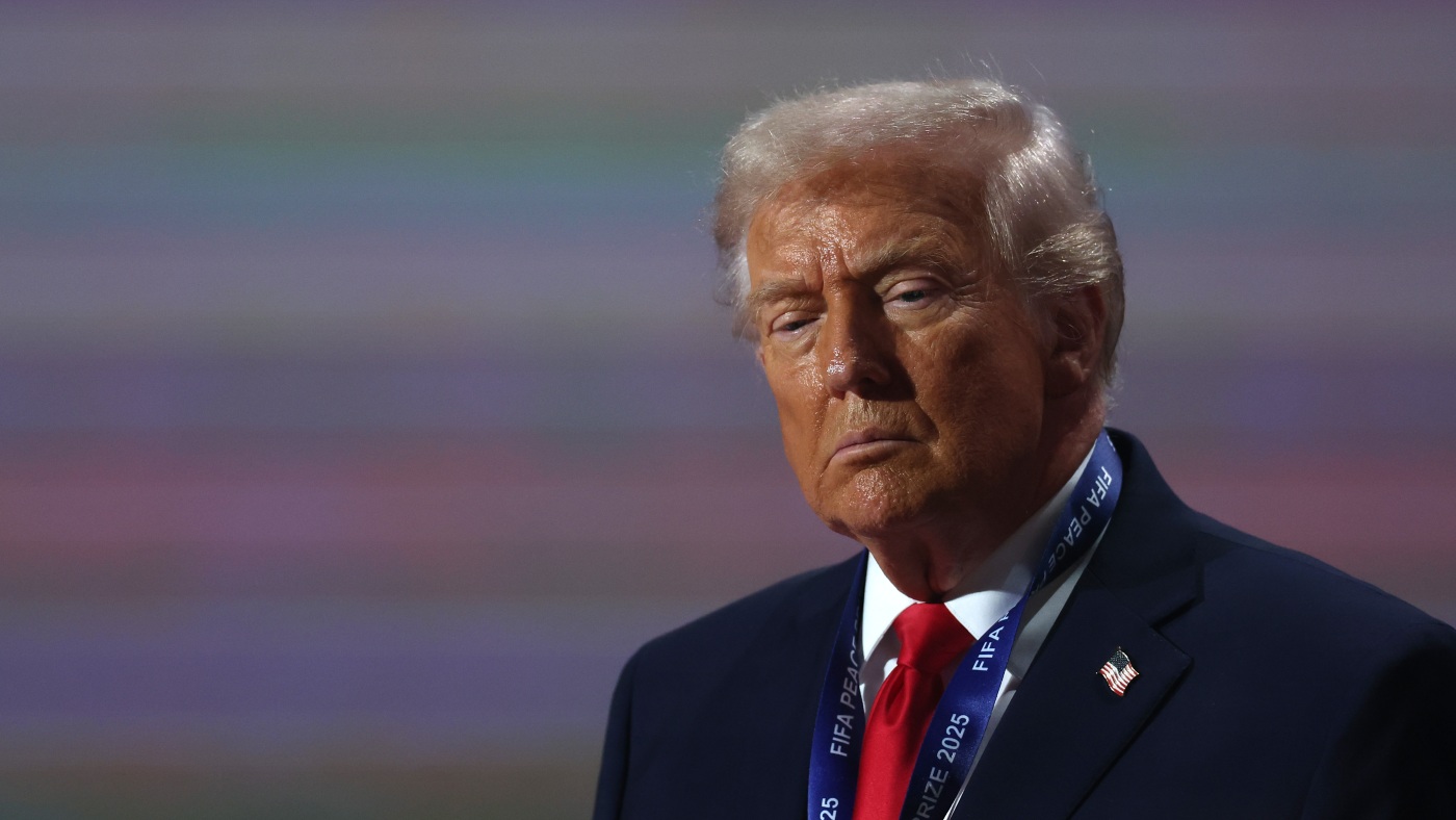 Trump prijst zijn vredesovereenkomsten aan