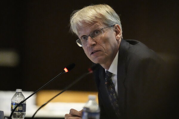 CDC Vaccine Schedule Review: Immunization Updates Martin Kulldorff speaking at a meeting at the CDC.