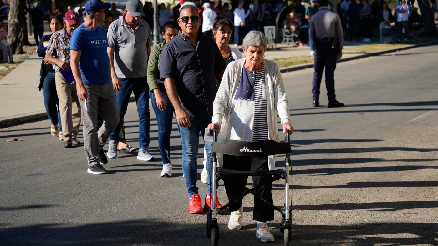 U.S. to droop immigrant visas from 75 international locations over public help considerations : NPR