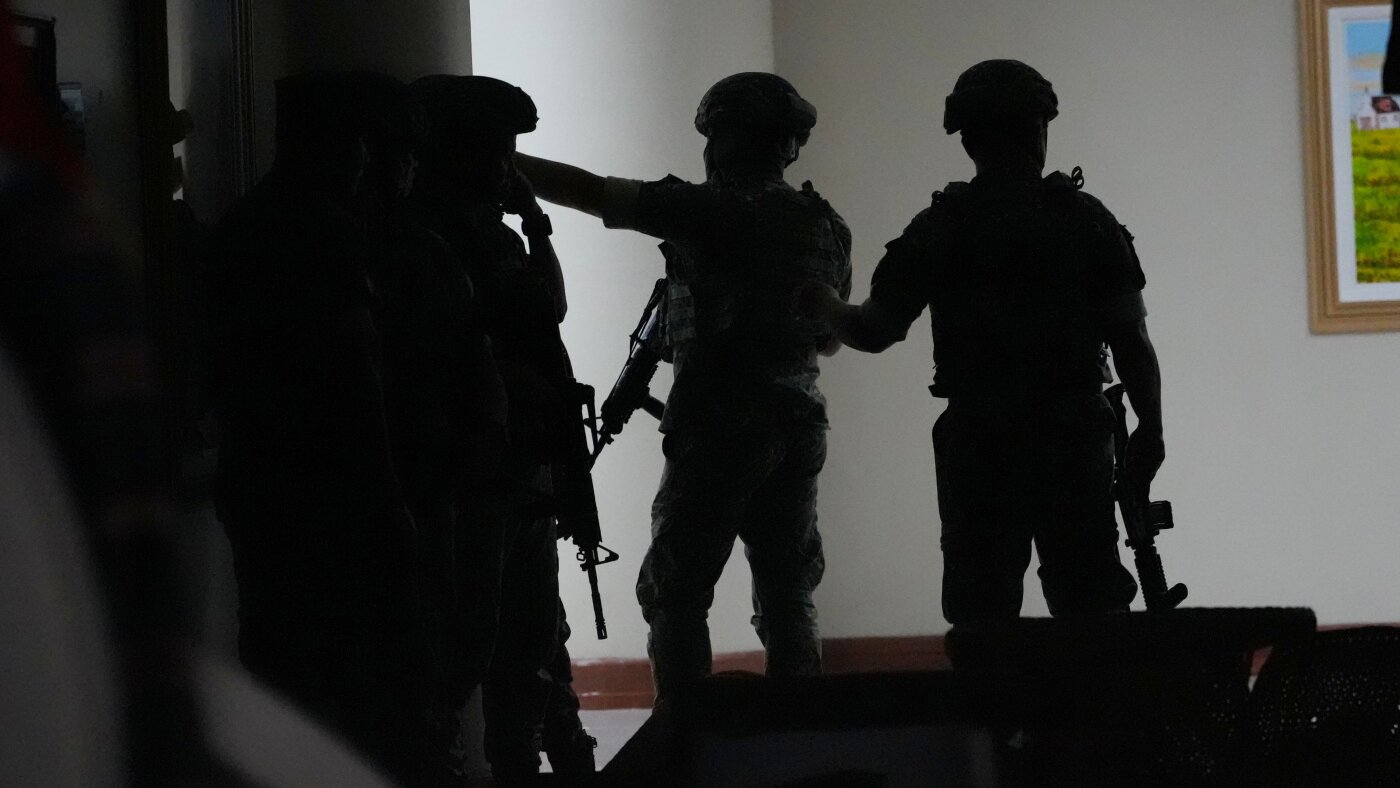 اندلع إطلاق نار في مجلس الشيوخ الفلبيني بينما تحاول الشرطة اعتقال عضو مجلس الشيوخ