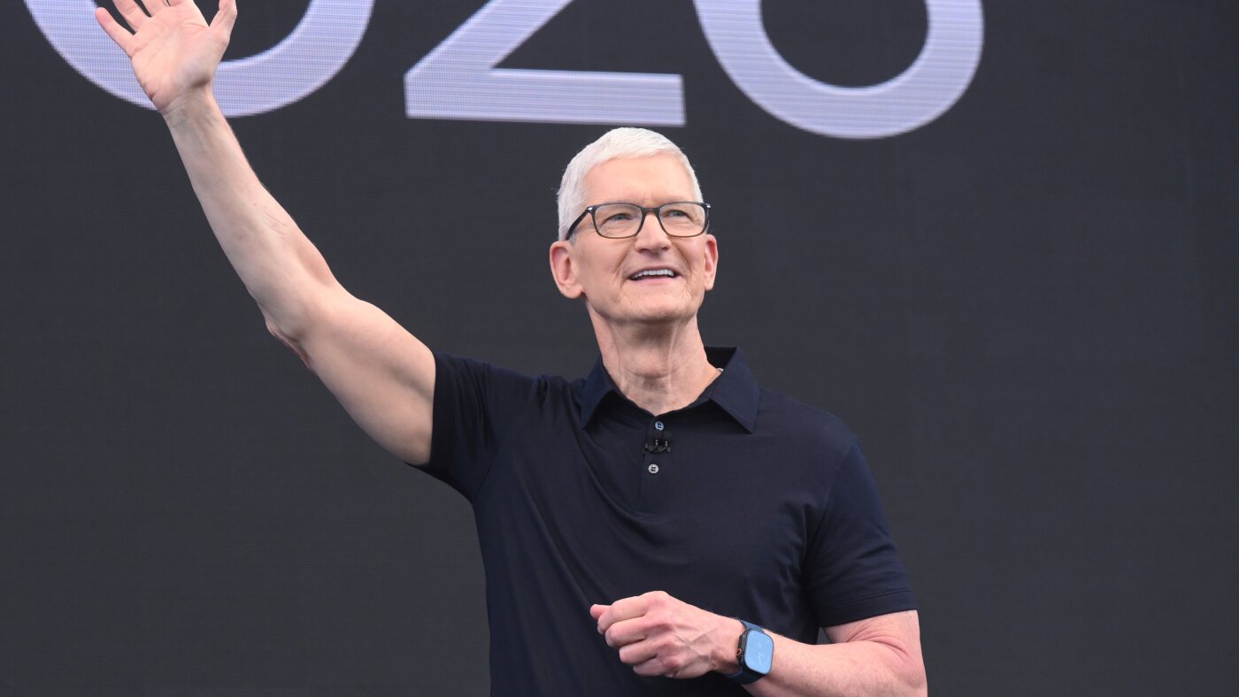 Apple simply introduced a long-awaited AI replace : NPR