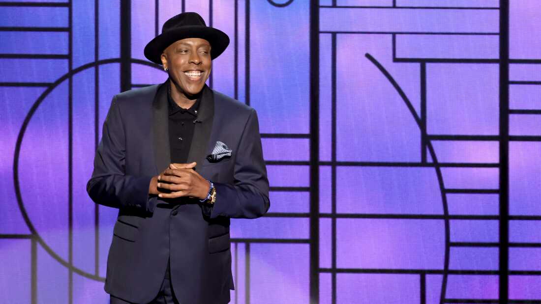 Arsenio Hall speaks onstage during the Emmy Awards on Jan. 15, 2024