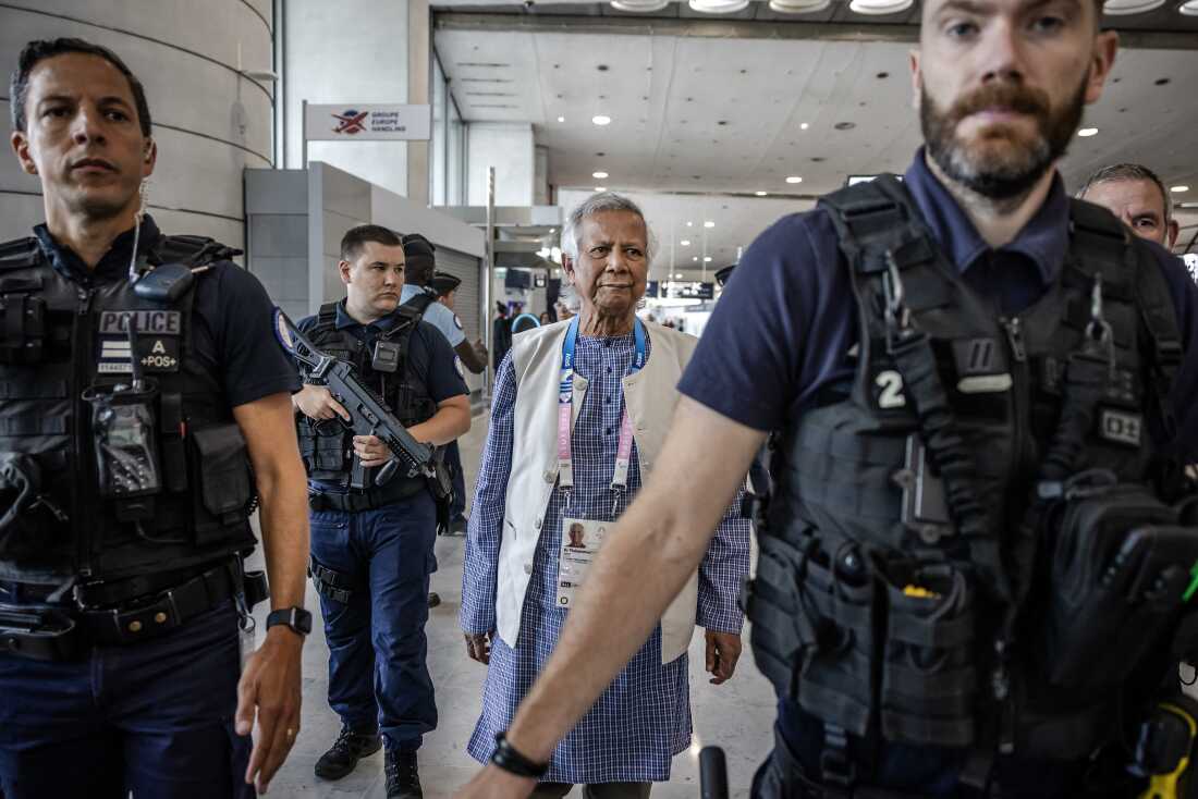 Nobel laureate Muhammad Yunus is returning to Bangladesh to guide interim authorities Nobel laureate Muhammad Yunus is returning to Bangladesh to guide interim authorities
