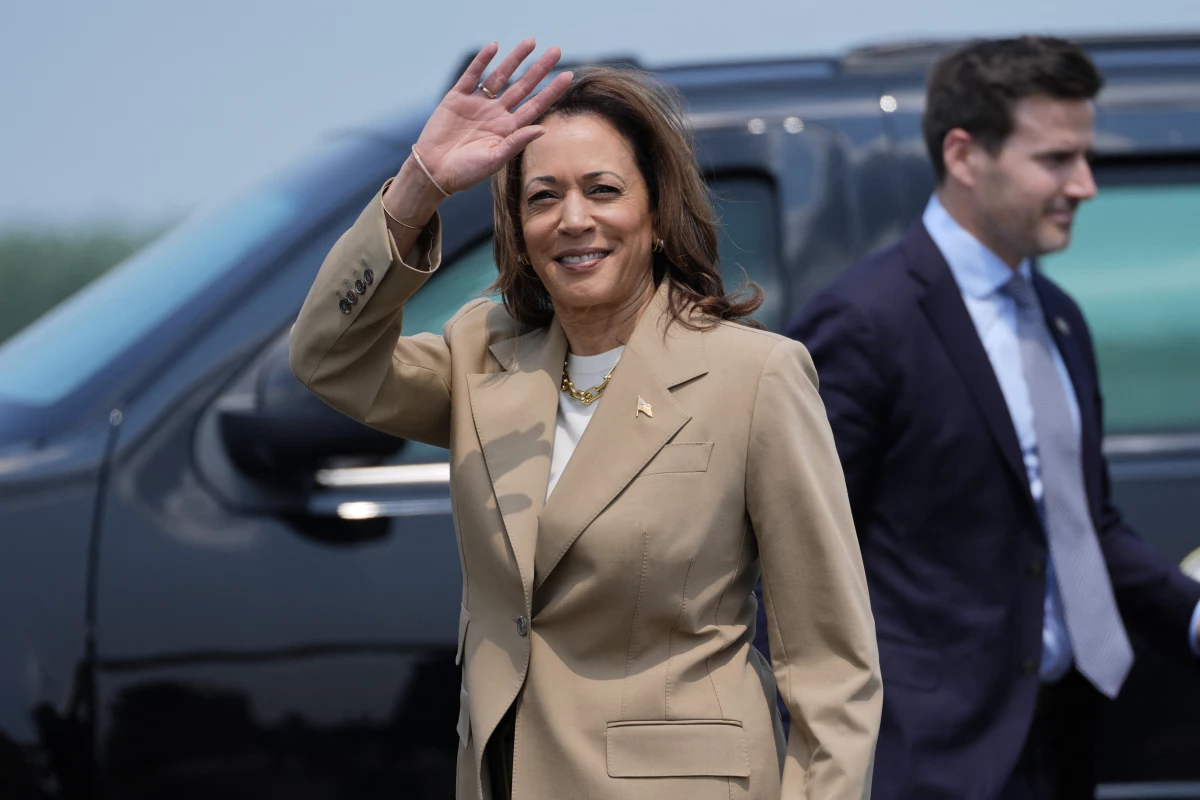 Vice President and Democratic presidential candidate Kamala Harris arrives at Westfield-Barnes Regional Airport in Westfield, Massachusetts, on Saturday.