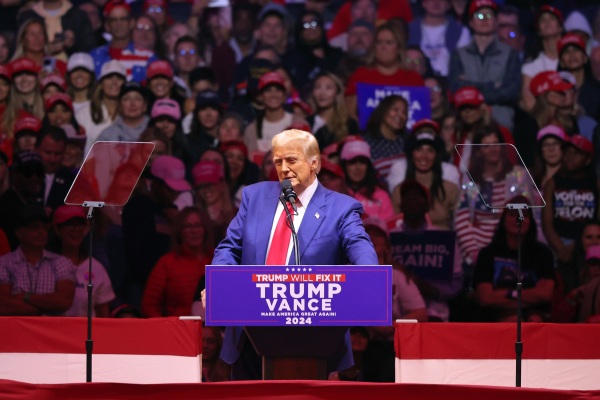 Off-color jokes, vitriol take over Trump Madison Square Garden rally