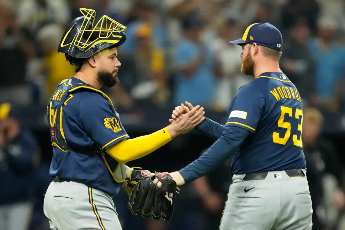 Milwaukee Brewers pitcher Brandon Woodruff celebrates their win with catcher Gary Sánchez in Game 3 of baseball's World Series, Monday, Oct. 26, 2026, in St. Petersburg, Fla., between the Milwaukee Brewers and the Tampa Bay Rays.