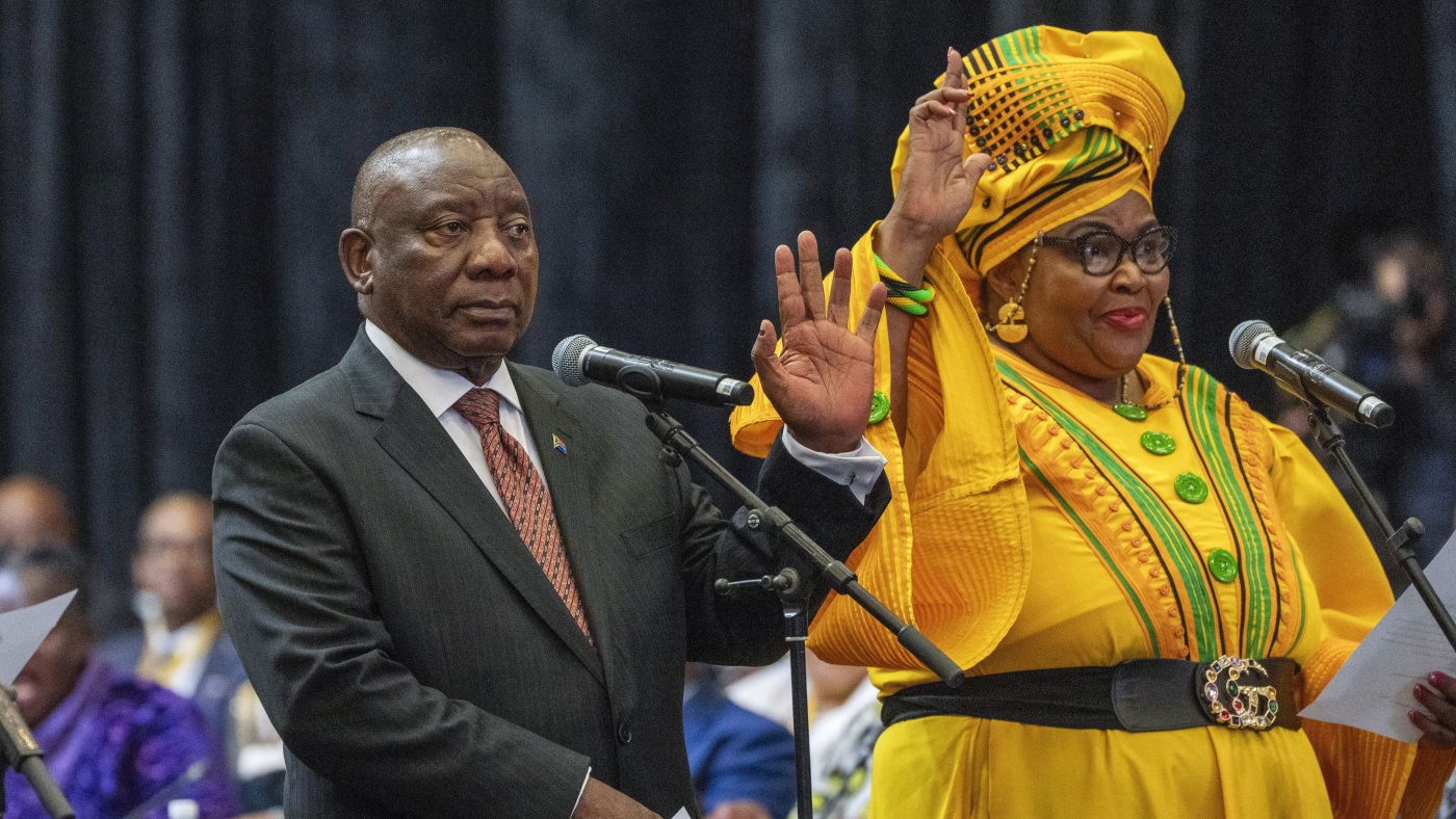 South Africa’s ANC and white-led opposition DA announce rare unity government : NPR South Africa’s ANC and white-led opposition DA announce rare unity government : NPR