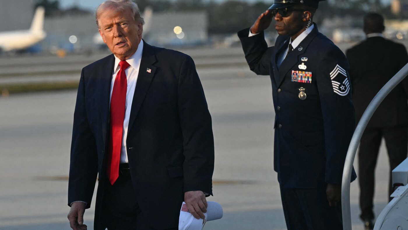 Trump celebra una conferencia de prensa mientras la guerra contra Irán liderada por Estados Unidos e Israel entra en su segunda semana: NPR