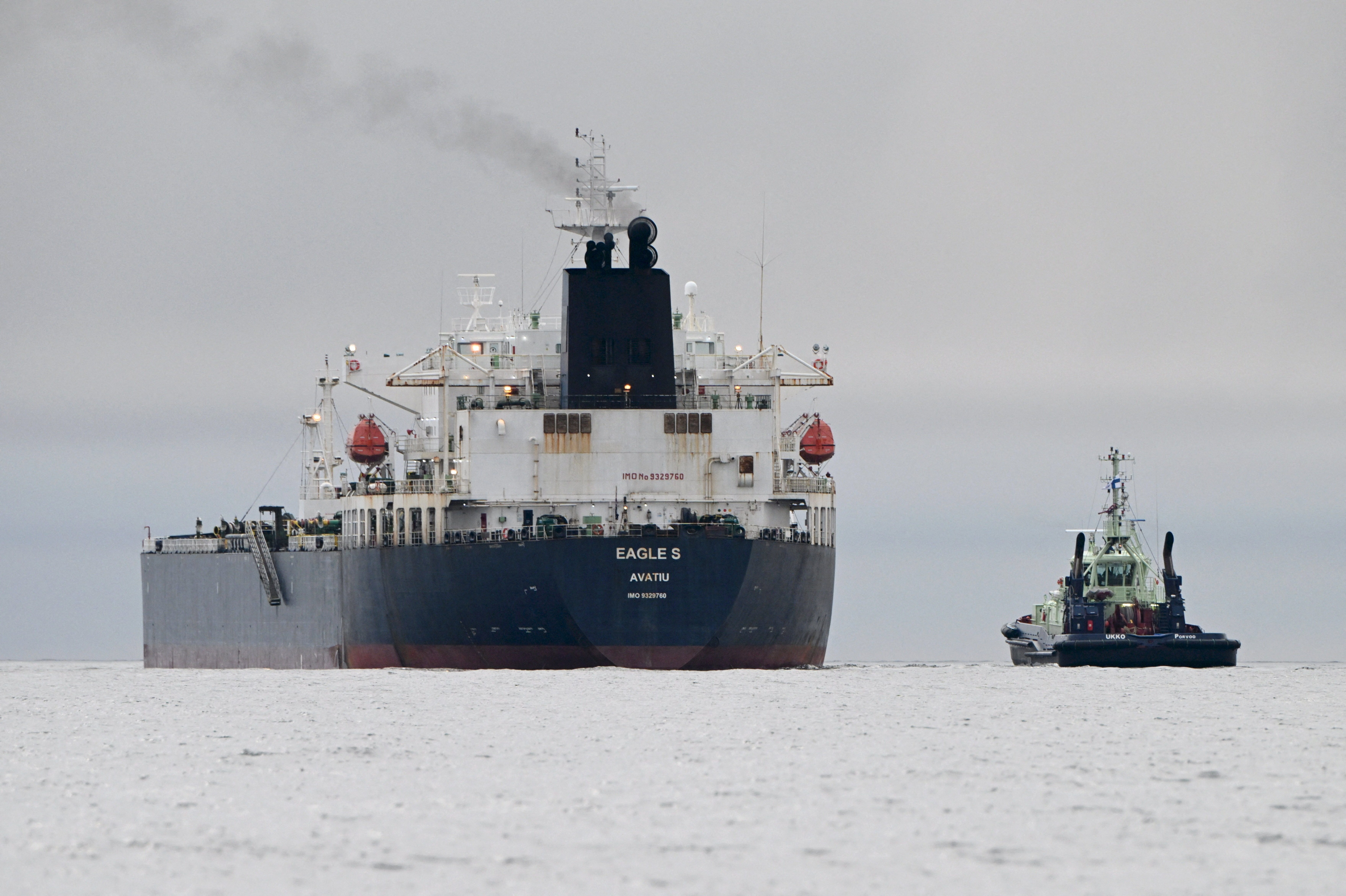 On Saturday off Porkkalanniemi, Kirkkonummi, in the Gulf of Finland, oil tanker Eagle S (L), which flies under the flag of the Cook Islands, next to tugboat Ukko (R).
