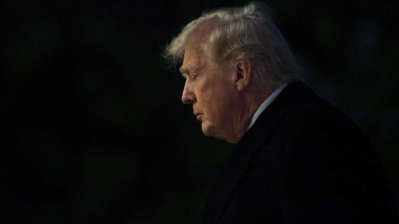 Trump to meet with House Republicans amid questions about Venezuela