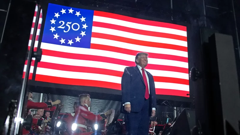 El presidente Trump habla en un mitin para dar inicio a la Gran Feria Estatal Americana la semana pasada.