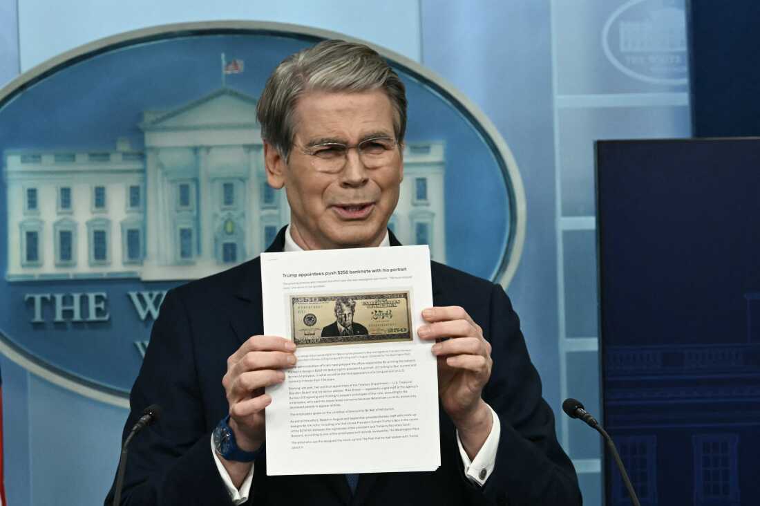 El Departamento del Tesoro prepara un billete de 250 dólares con la cara de Trump