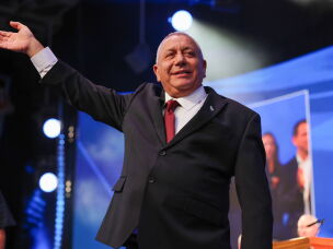 Gadi Eisenkot, leader of Yashar party and former military chief of staff, delivers a speech at the party headquarters in Tel Aviv, Israel, following the release of exit polls after Tuesday's election.