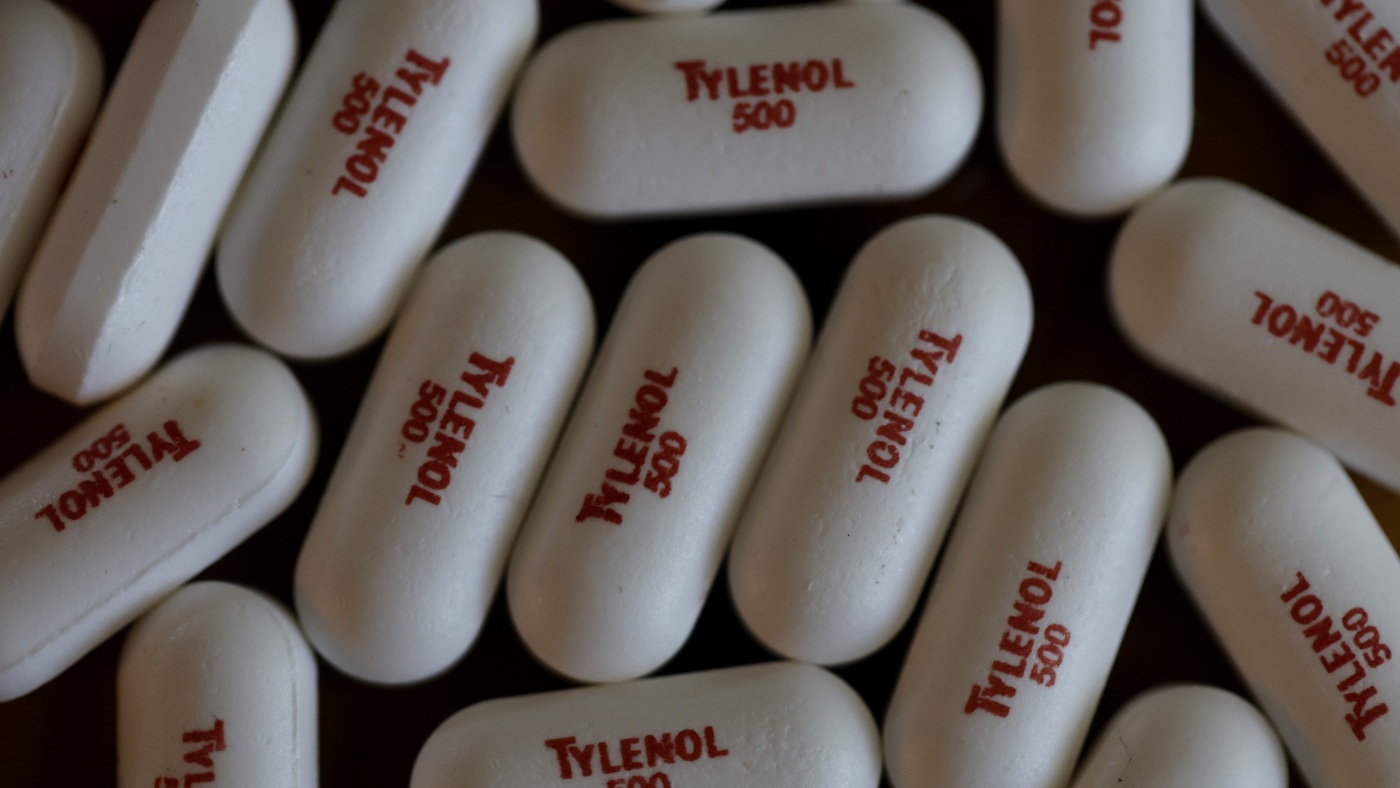 Trump’s Tylenol warning echoes previous misconceptions : NPR Trump’s Tylenol warning echoes previous misconceptions : NPR