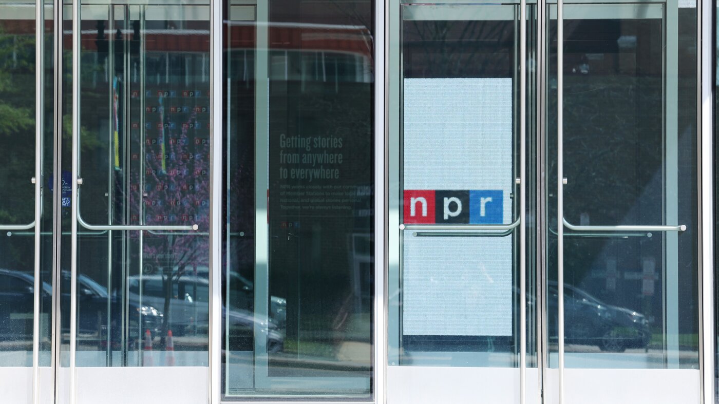 تتلقى NPR 113 مليون دولار من الهدايا الخيرية