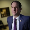 WASHINGTON, DC - 14 Februari: Perwakilan AS Jim Himes (D -CT) berbicara kepada anggota pers setelah pengarahan di Capitol AS pada 14 Februari 2024 di Washington, DC. Sebelumnya pada hari itu, Turner merilis Pernyataan Publik yang memperingatkan anggota Kongres tentang a "Ancaman Keamanan Nasional yang Serius" tanpa memberikan informasi tentang sifat ancaman dan menuntut agar Presiden Joe Biden mendeklasifikasi informasi tersebut. (Foto oleh Alex Wong/Getty Images)