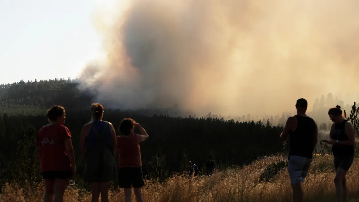 Thousands of people under evacuation order from wildfires in Spokane, Wash.