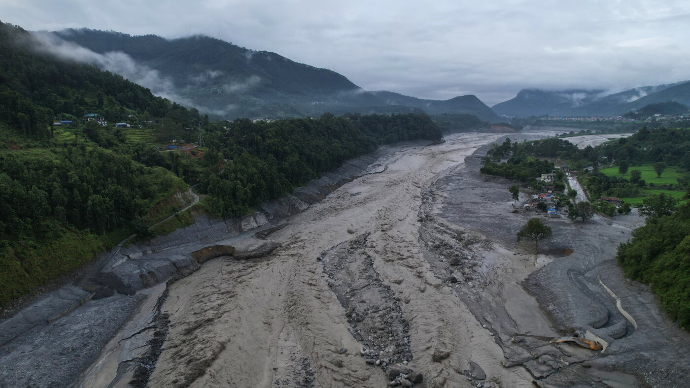Hindu pilgrims, on arduous trek, among Nepal's missing