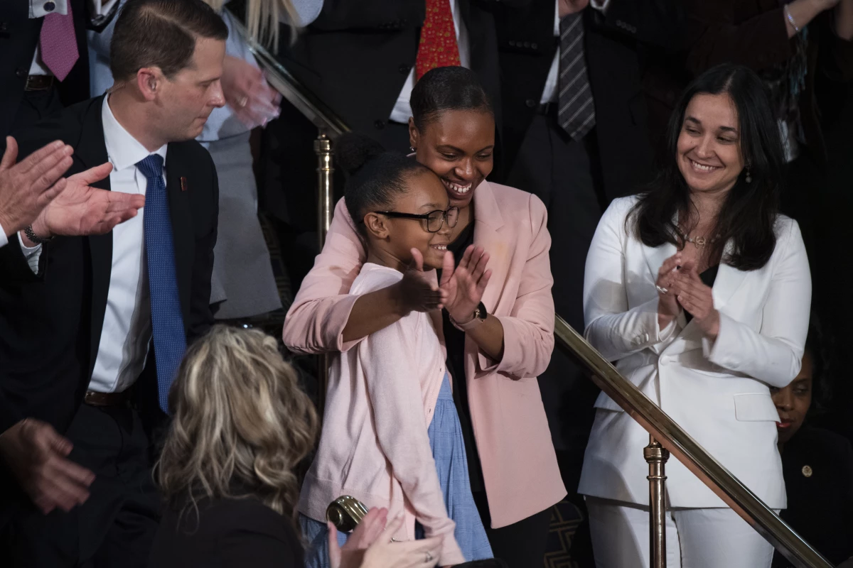 Janiyah Davis, a 4th-grade student from Philadelphia, and her mother, Stephanie, are recognized during President Trump's 2020 State of the Union address.