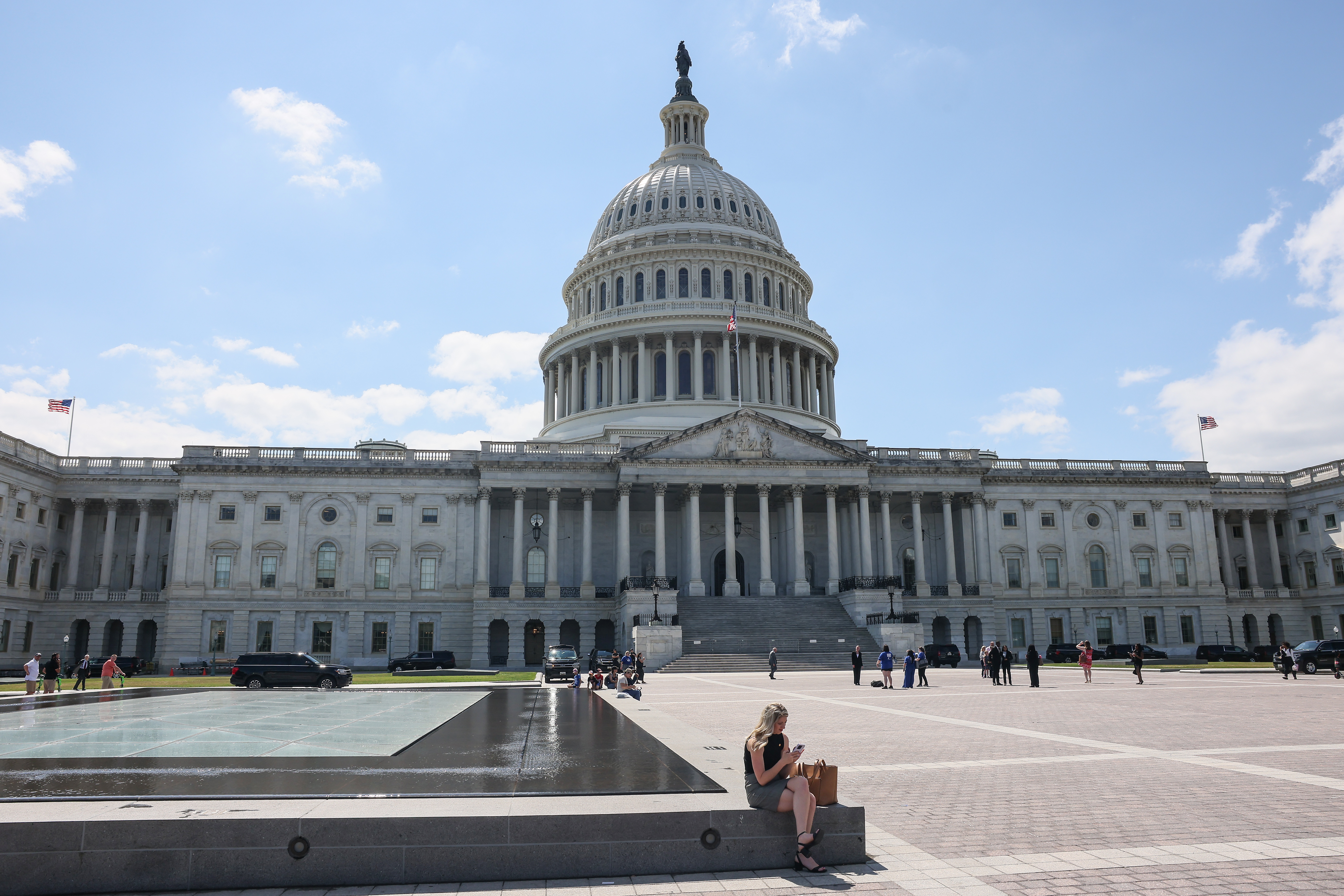 House Oversight And Accountability Members And Watchdog Group Court Accountability Focus On Supreme Court Ethics