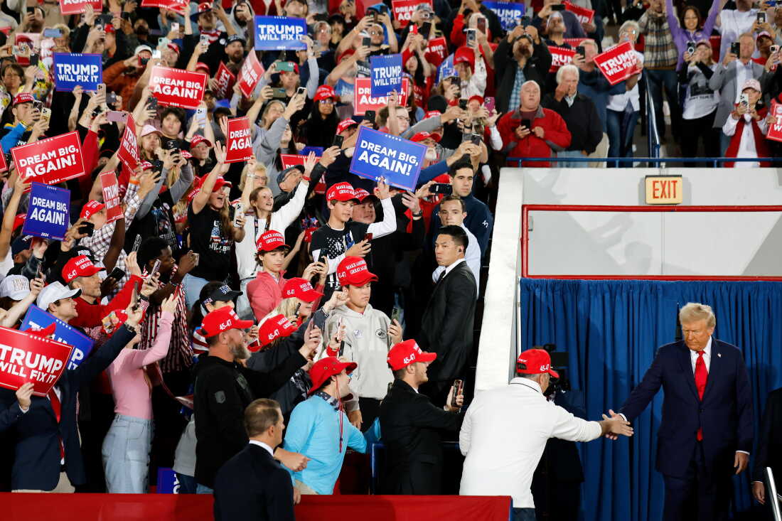 https://npr.brightspotcdn.com/dims3/default/strip/false/crop/5519x3679%2B0%2B0/resize/1100/quality/50/format/jpeg/?url=http%3A%2F%2Fnpr-brightspot.s3.amazonaws.com%2Ff3%2Fde%2Fdd1c4c6240cf9108f2ac01e9be81%2Fgettyimages-2182878129.jpg