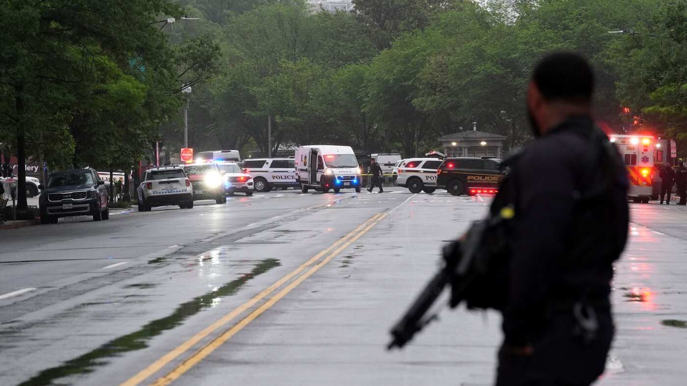 Secret Service fatally shoots suspect exterior White Home checkpoint : NPR