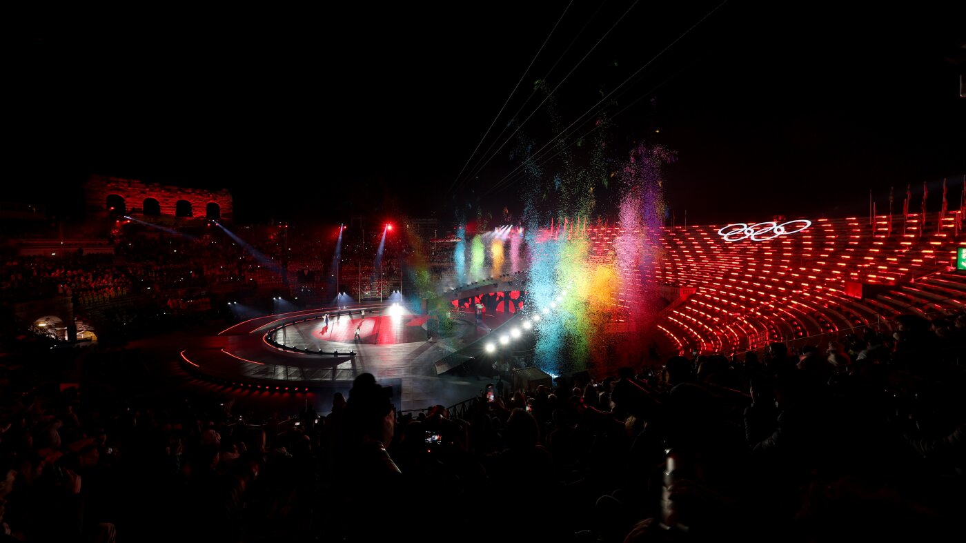 Reporters' notebook: The Olympics closing ceremony is way more fun than you'd think