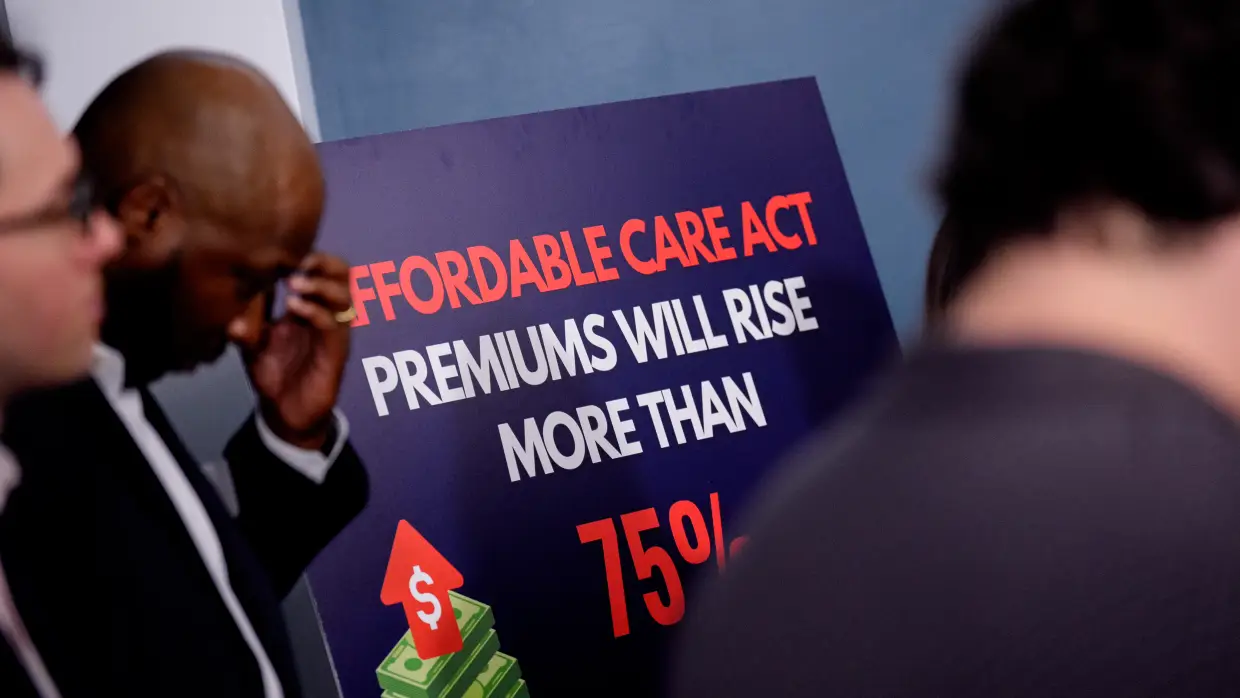 Ahead of midterms, Republicans run ads after cutting healthcare funds