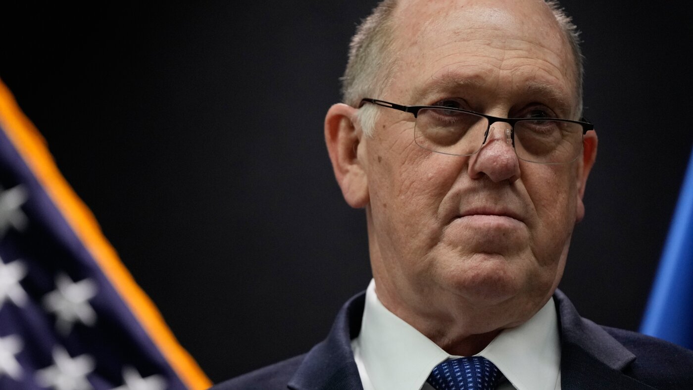 Trump border czar Homan says ‘small’ security force to stay in Minnesota : NPR