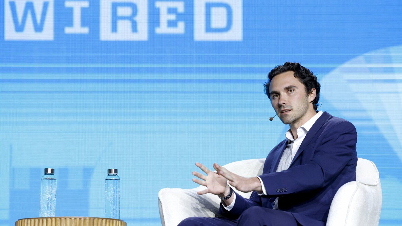 Progressive youth leader David Hogg calls for change in 'geriatric' Democratic Party