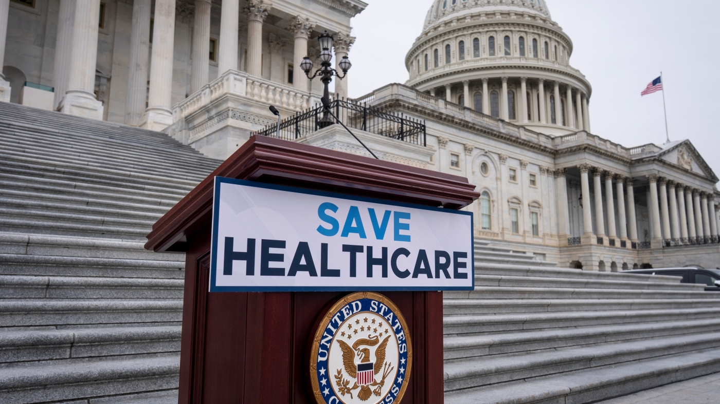 Democrats united in effort to stop Trump's 'lawless activity,' says Sen. Van Hollen