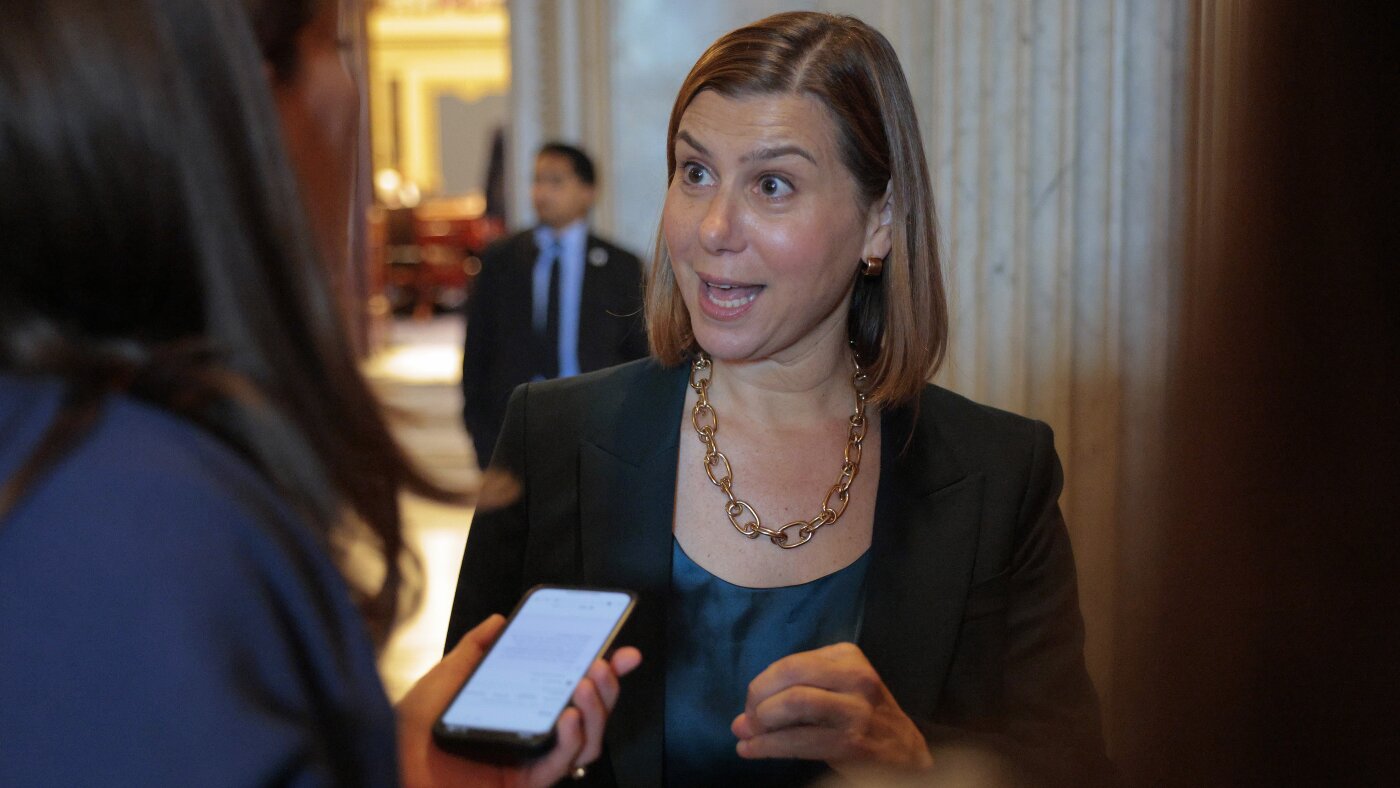 Democrat Elissa Slotkin says she is underneath investigation for video on unlawful orders : NPR Democrat Elissa Slotkin says she is underneath investigation for video on unlawful orders : NPR