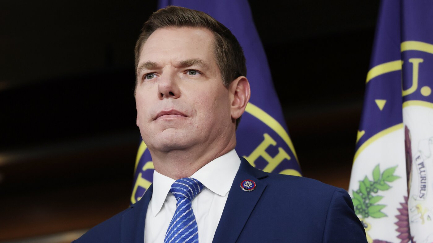 Eric Swalwell renunciará al Congreso: NPR