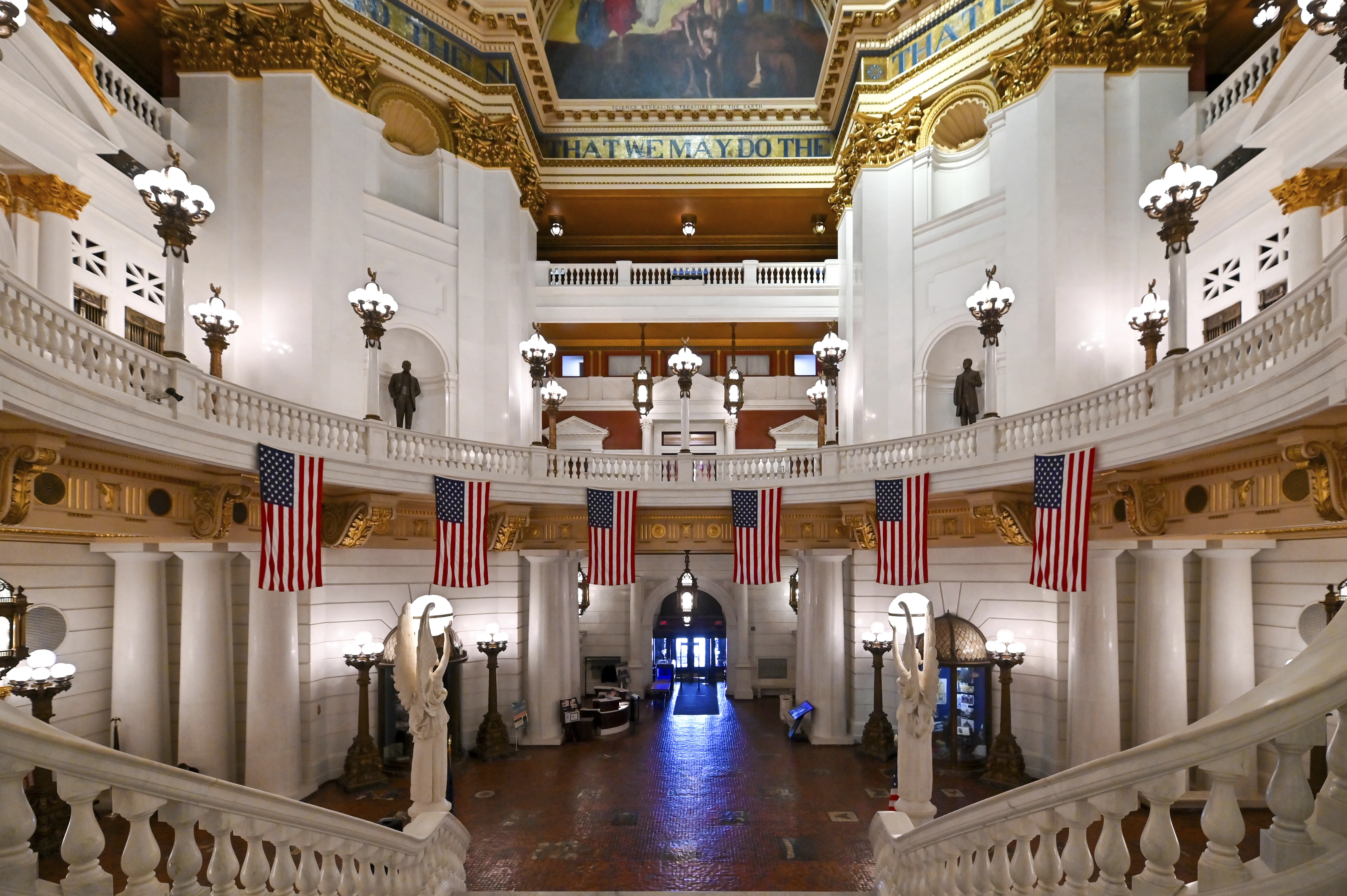 Democrats seek to weaken the Republican lead in state legislatures