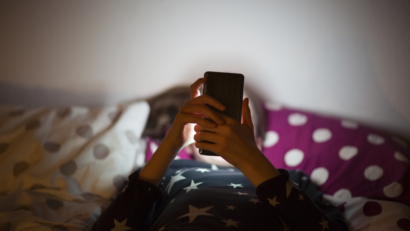 Minnesota is the first to require social media warning labels : NPR Minnesota is the first to require social media warning labels : NPR