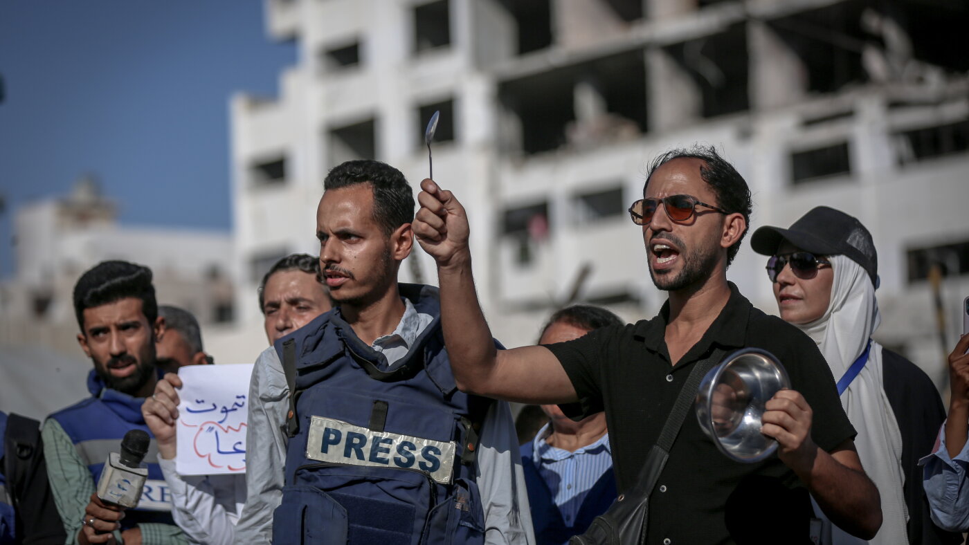 Israel Afp France's AFP calls on Israel to let hungry journalists out of Gaza : NPR
