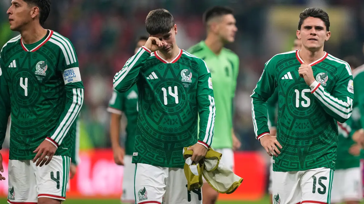 Mexico's World Cup run ends with loss to England at Estadio Azteca