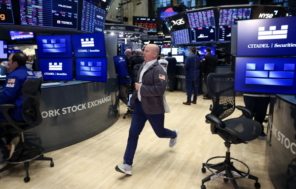 Traders works on the floor of the New York Stock Exchange in New York City, on April 7, 2025. Wall Street stocks were volatile after global markets fell sharply on Monday.