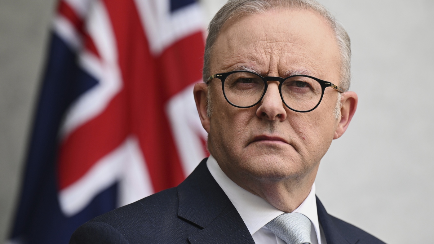 Australia accuses Iran of organizing antisemitic assaults and expels ambassador : NPR
