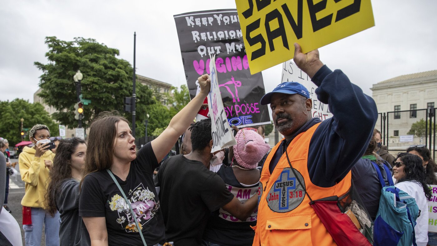 Adalet Bakanlığı, Biden DOJ’un kürtaj karşıtı aktivistlerin peşine düşmek için yasayı silah haline getirdiğini söyledi