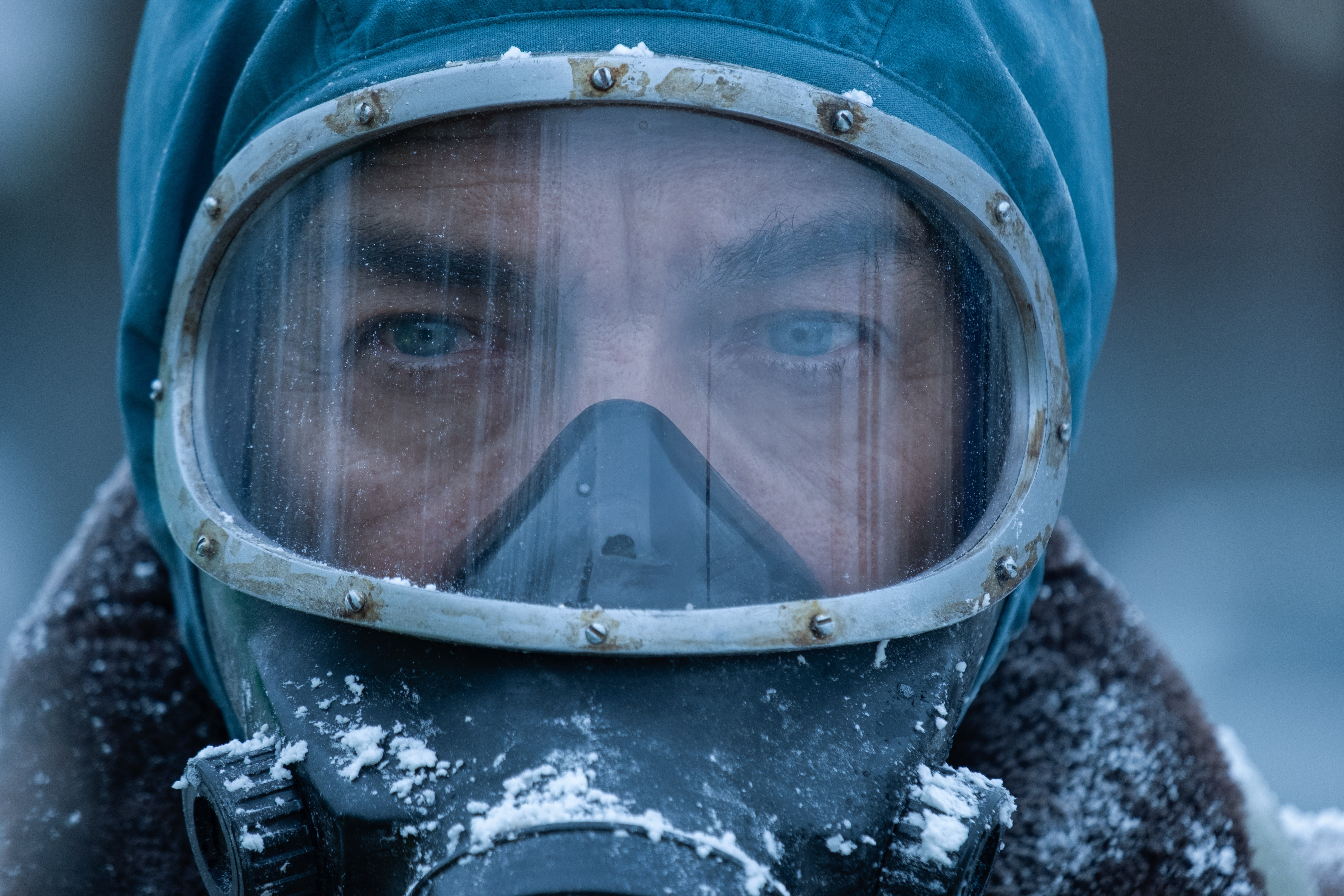Ricardo Darín as Juan.
