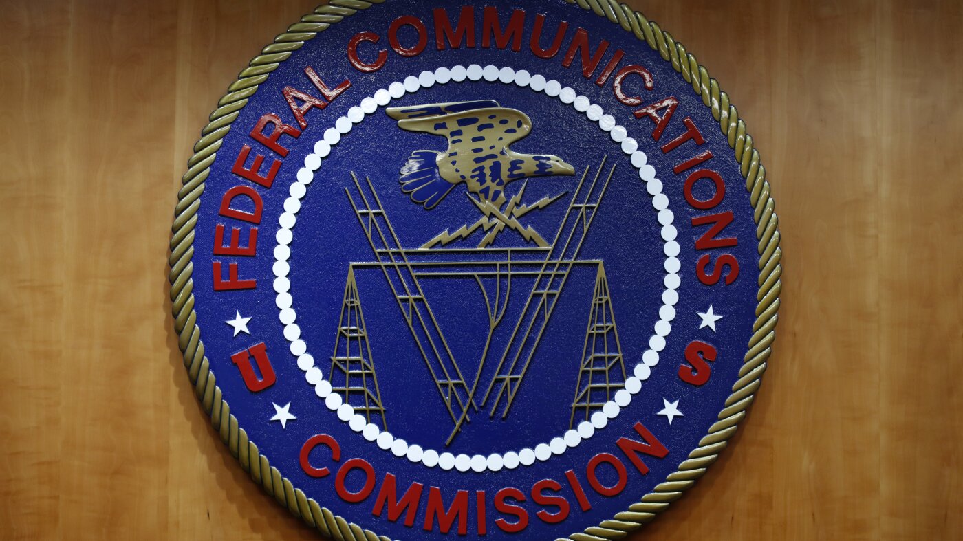 Net neutrality is struck down by federal appeals court : NPR