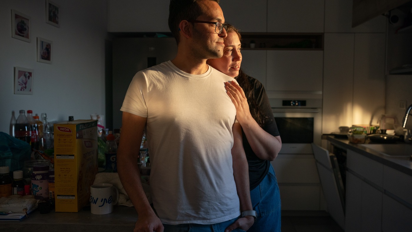 가자 전쟁으로 인해 일부 이스라엘인이 이주하게 됨: NPR 가자 전쟁으로 인해 일부 이스라엘인이 이주하게 됨: NPR