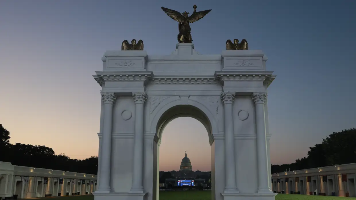 Trump's arch clears another hurdle, setting up a big debate: Do height limits apply?