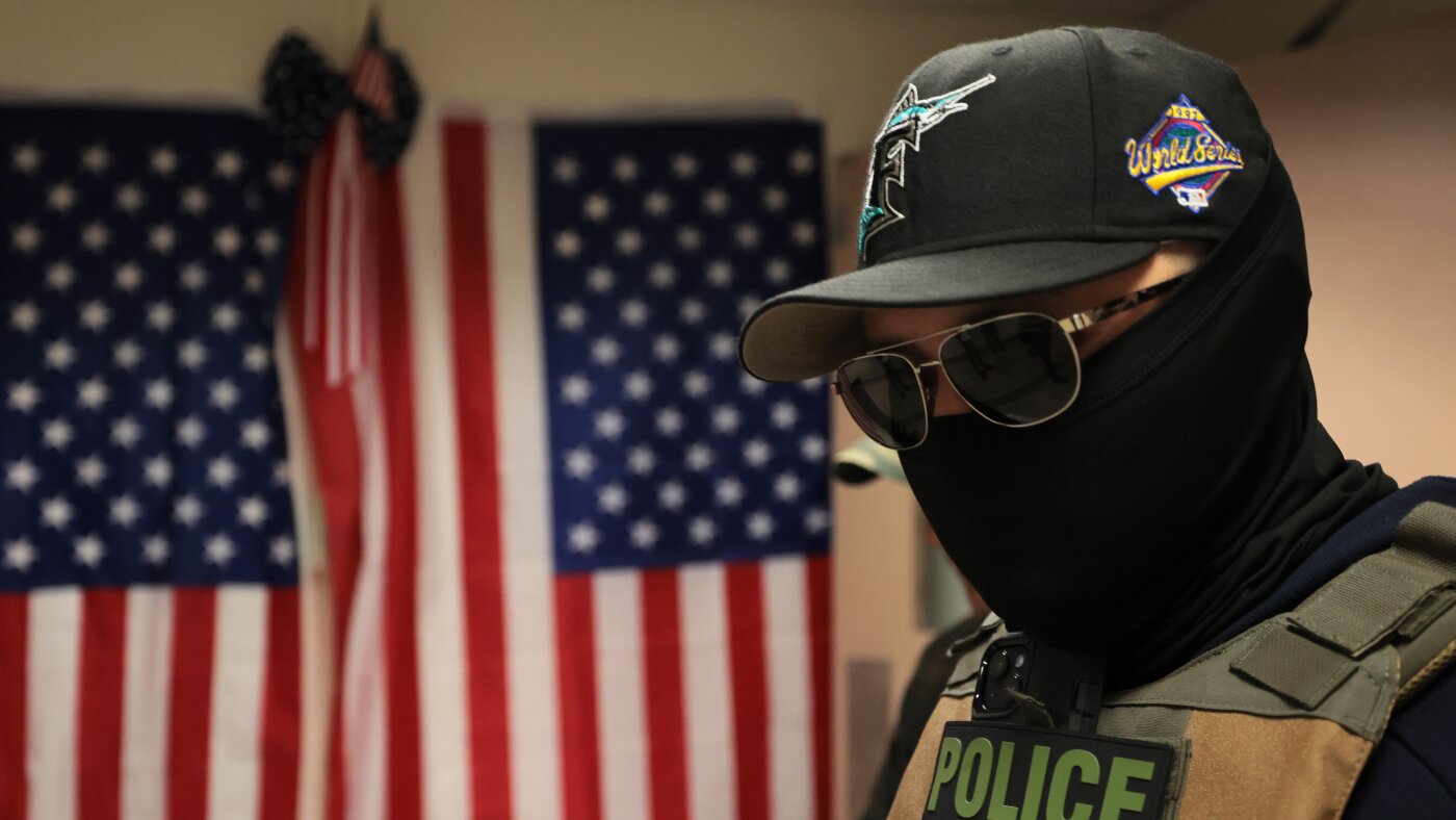 U.S. has a quarter fewer immigration judges than it did a year ago. Here's why